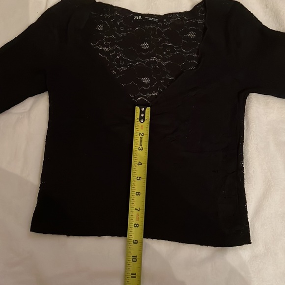 Zara black laced V-neck top with 3 quarter sleeves in size M. - Picture 8 of 11